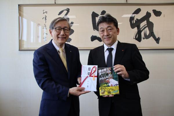 図書寄贈2025